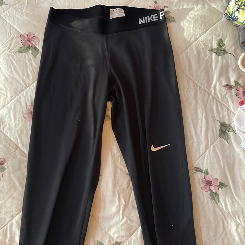 Nike Pro leggings